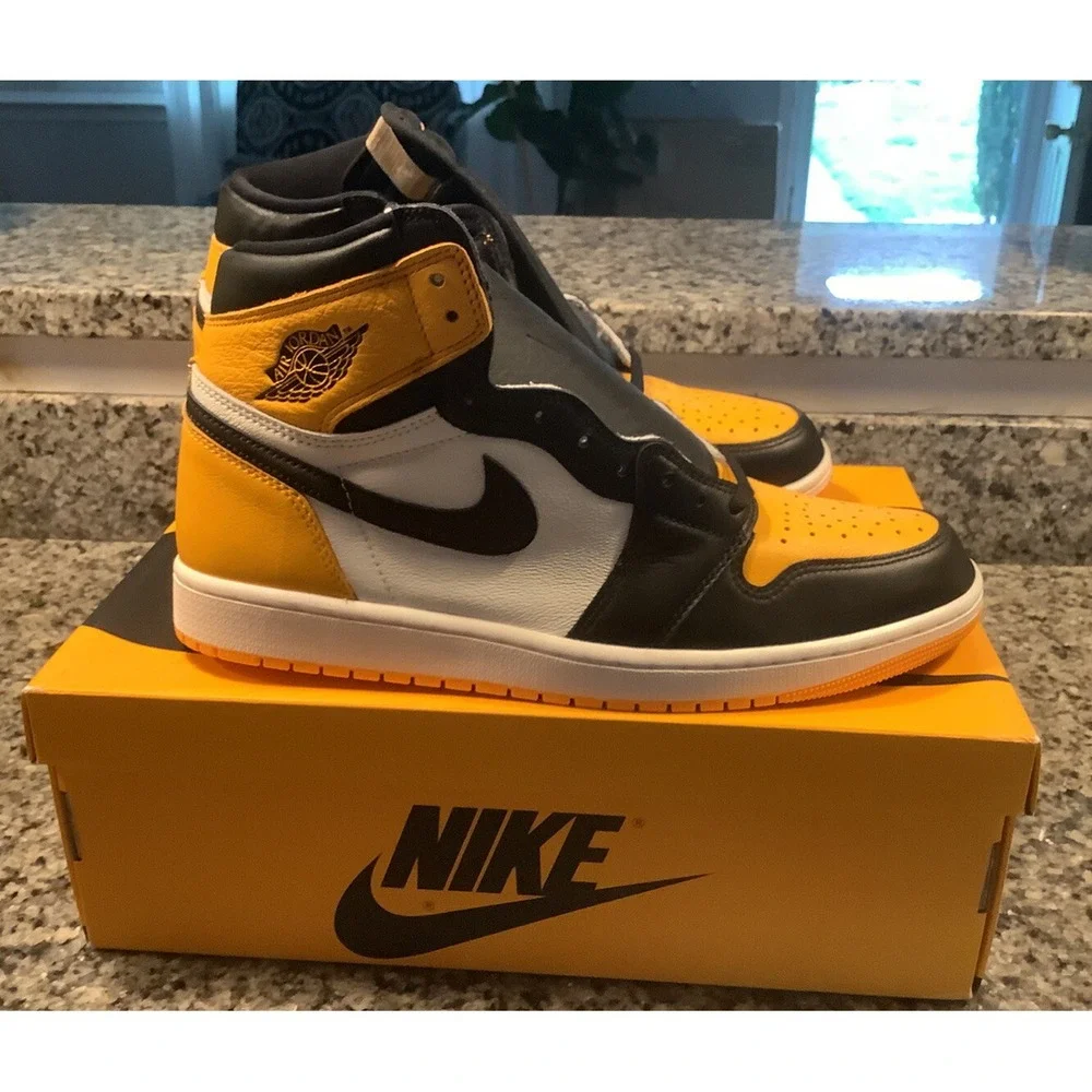 Nike Air Jordan 1 Retro High OG Taxi Yellow Toe 555088-711 Men's Size 12 NEW DS